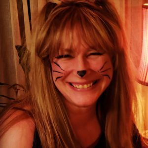 Meet your Posher, Heidi